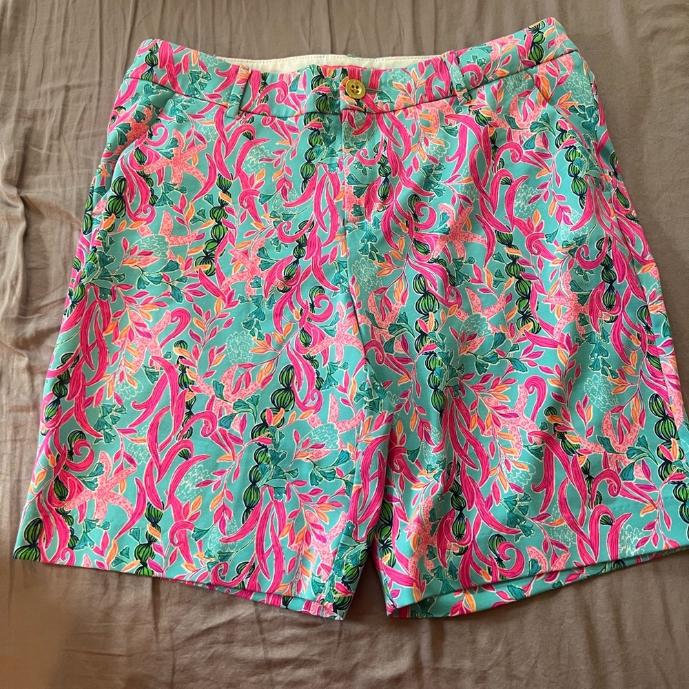 Brand New Lilly Pulitzer 9” Luxletic shorts